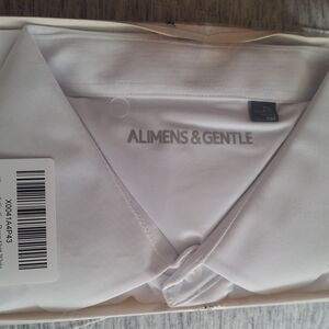 Alimens & Gentle White Dress Shirt. New In Package. Sz 2XL.Comes With Gold Tie.